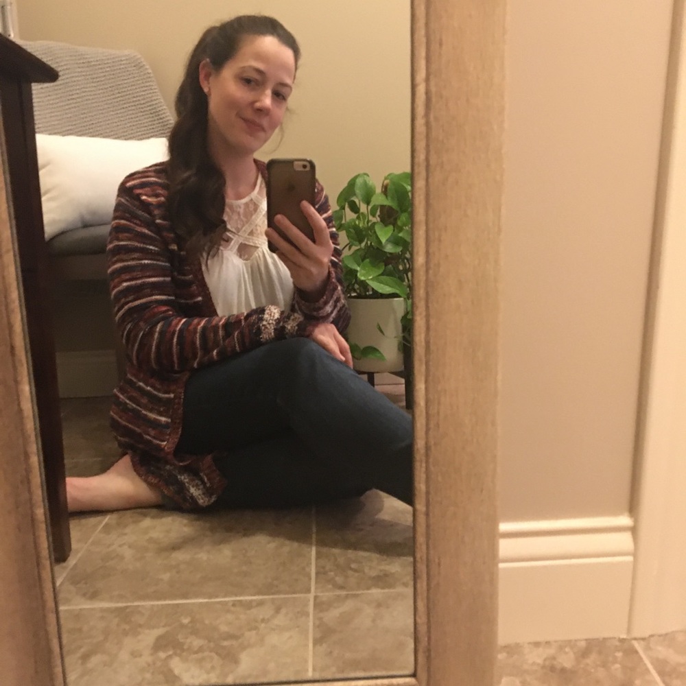 Vanity Cardigan - Picture 2 of 8